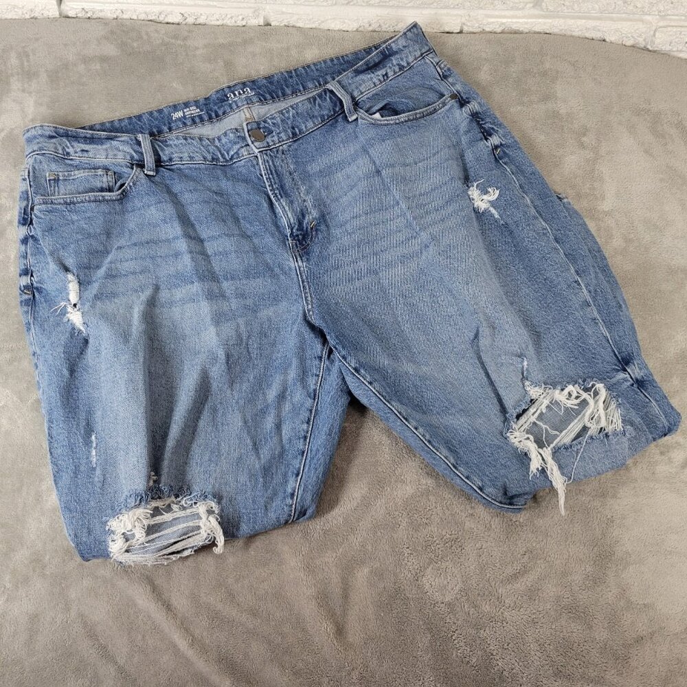 A.N.A. Women's Plus 24W Boyfriend Jeans Blue Distressed Stretch SL1E